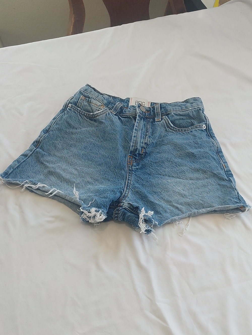 BDG Urban Outfitters Denim Cutoff Women’s Shorts - Blue 25 Waist .